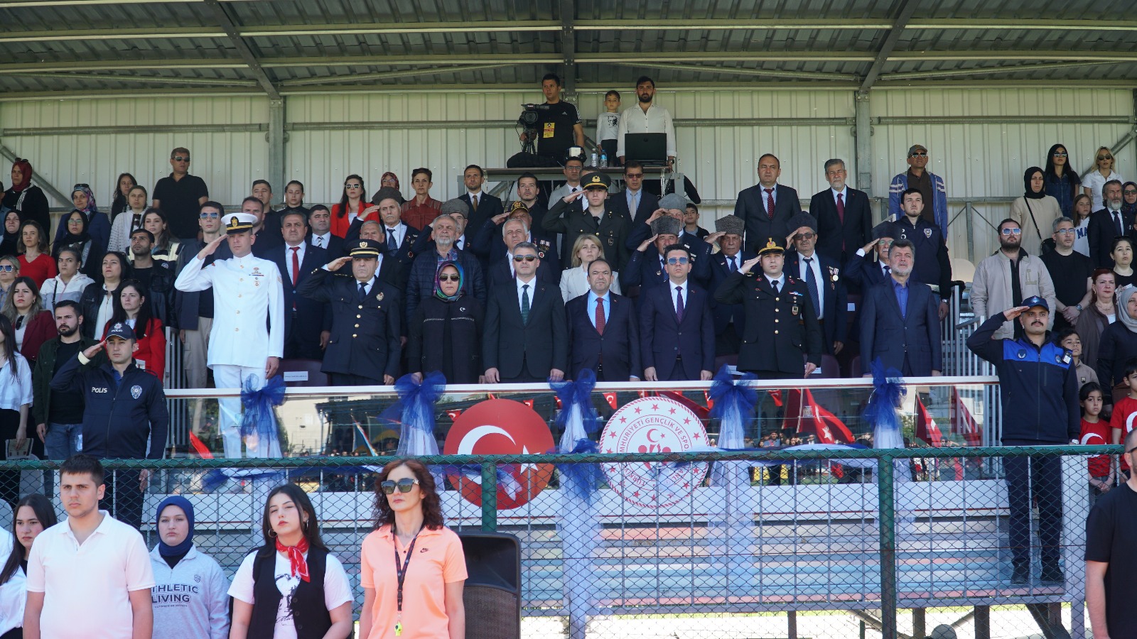 Karasu İlçe Stadı’nda 19 Mayıs Coşkusu