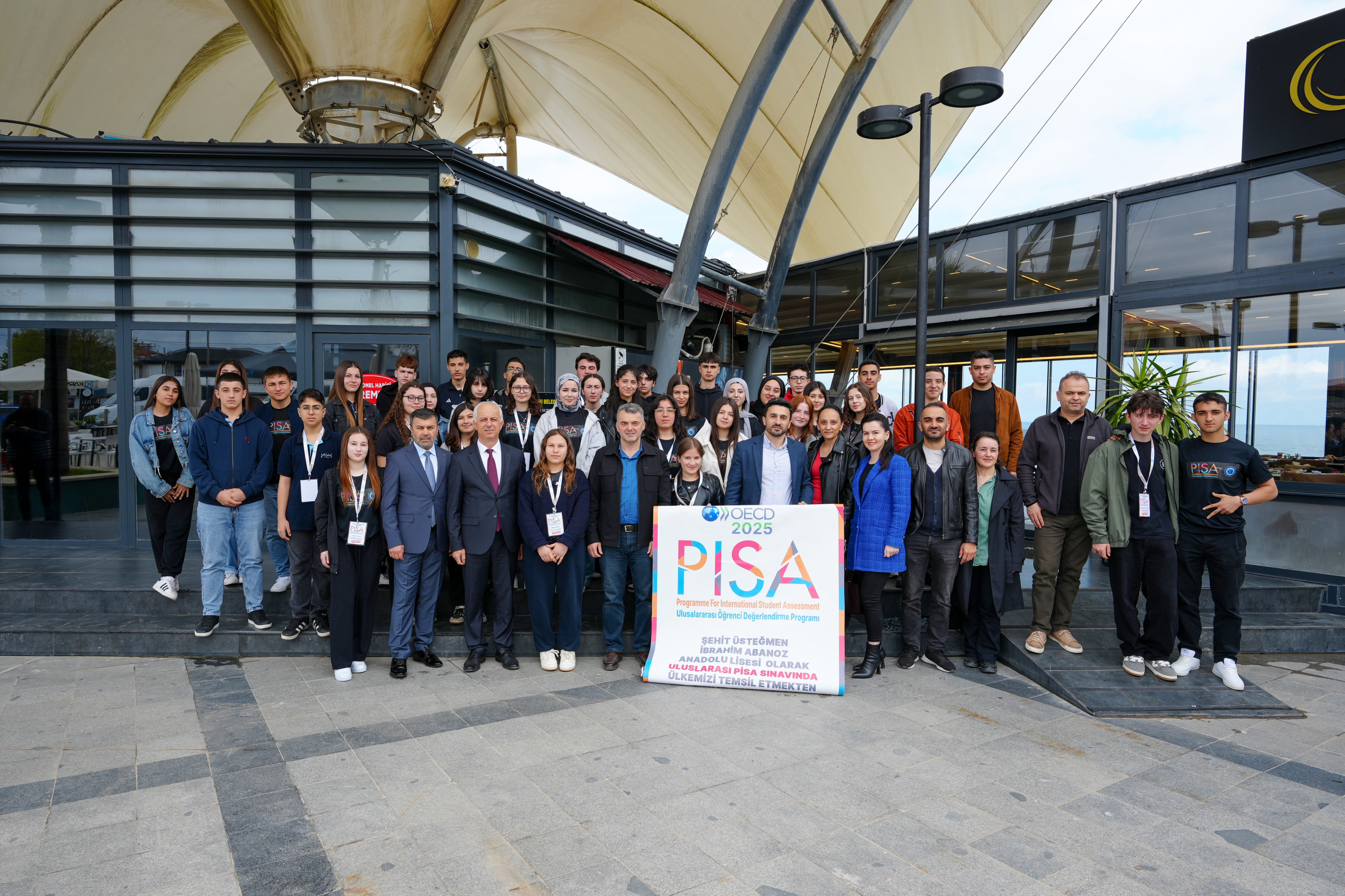 PISA Öğrencilerine Moral Kahvaltısı